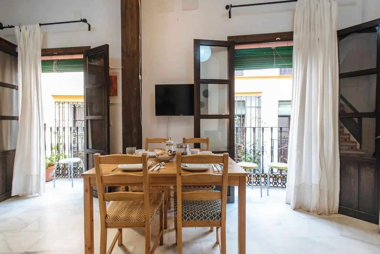 Increible Casa Independiente en Santa Cruz, Parking Opc Sevilla 0*,  España
